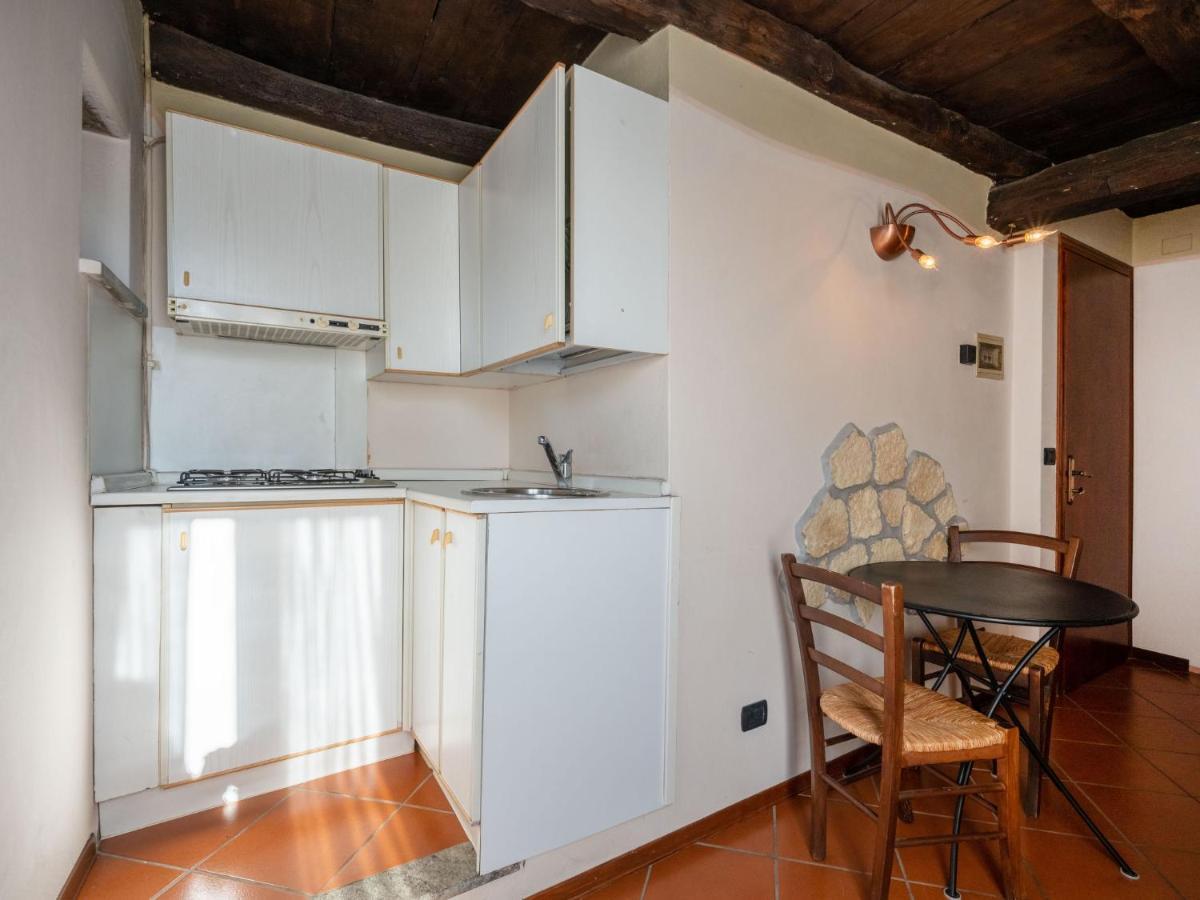 אורטה סאן ג'יוליו Apartment Mansarda By Interhome מראה חיצוני תמונה